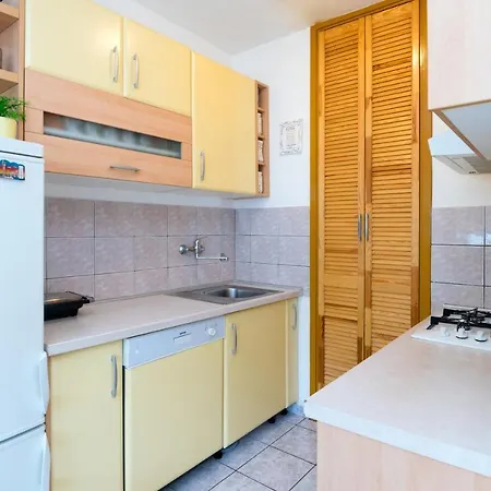 Apartman Niko * زادار